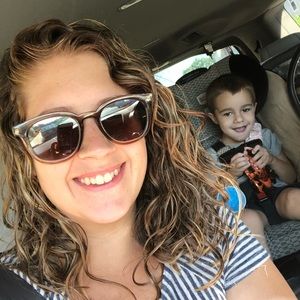 Meet your Posher, Brittany